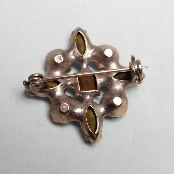 Vintage Blue Rhinestone Cluster Brooch, Gold Tone Setting, Retro Lapel Pin - Picture 2 of 5